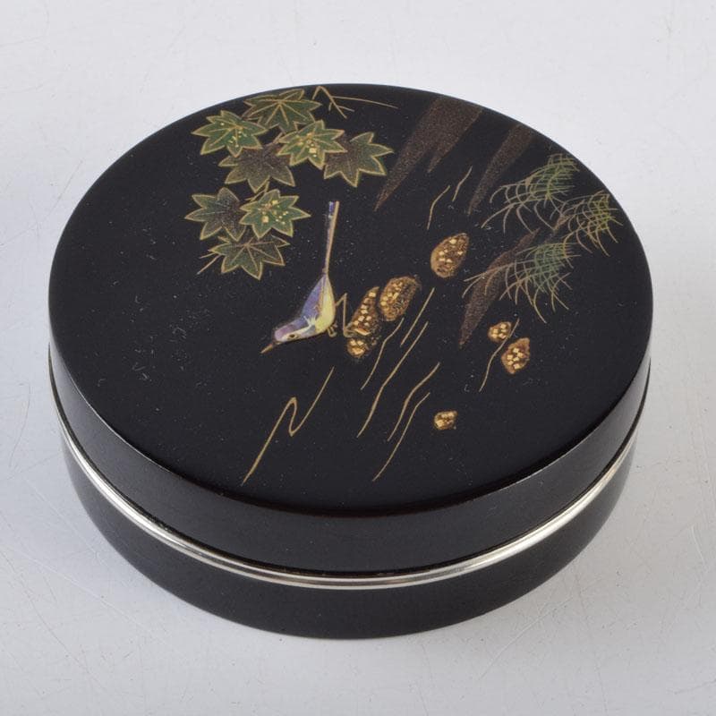 茶道具　輪島塗　蒔絵師　蓑輪一星作　青楓に鶺鴒蒔絵　香合　共箱　V　8963