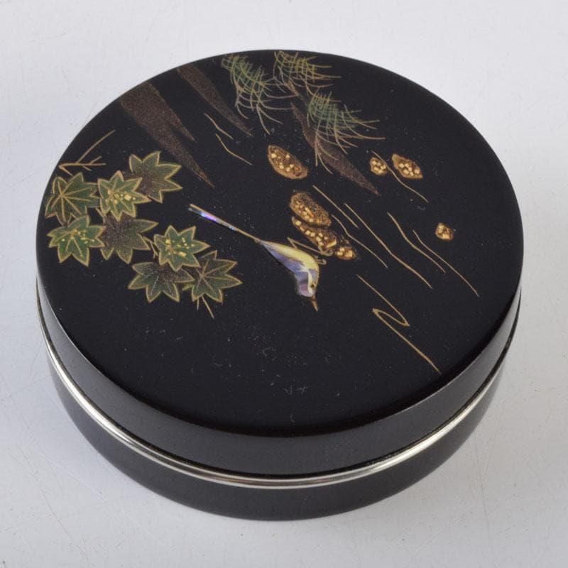 茶道具　輪島塗　蒔絵師　蓑輪一星作　青楓に鶺鴒蒔絵　香合　共箱　V　8963