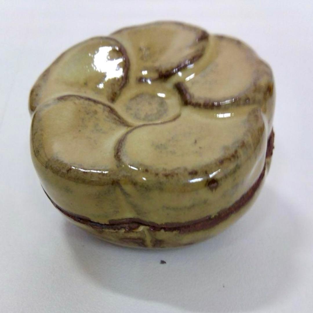 高取焼 亀井味楽 即中斎書付 捻梅香合 共箱