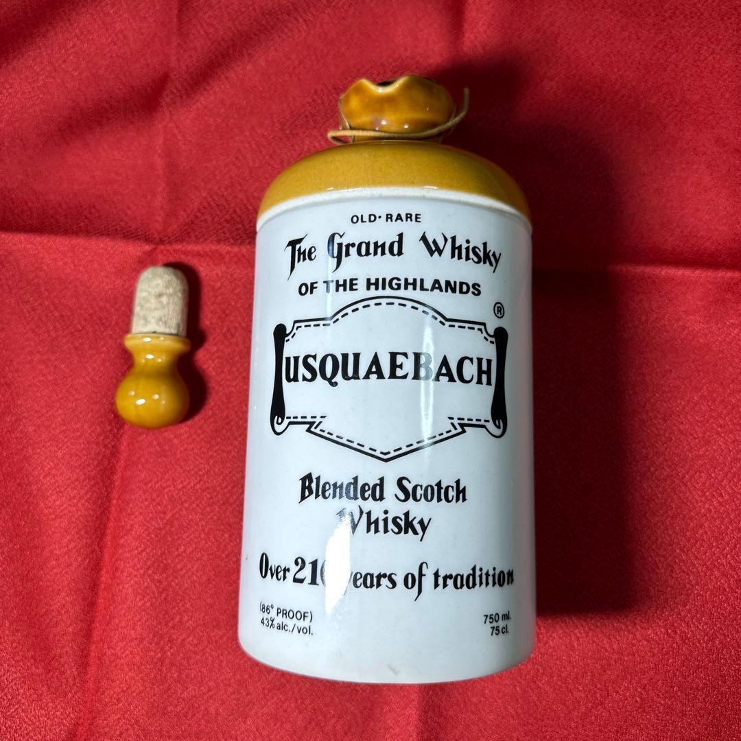 ウイスキー ウシュクベ 陶器 27年熟成 - メルカリ