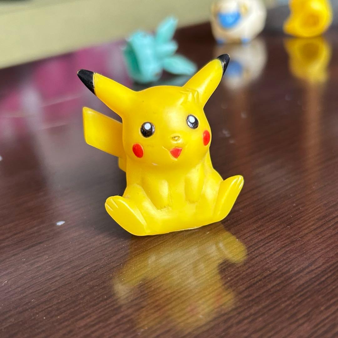 ポケモン 指人形 ピカチュウ レオン 中古 ポケモンキッズ ソフビ