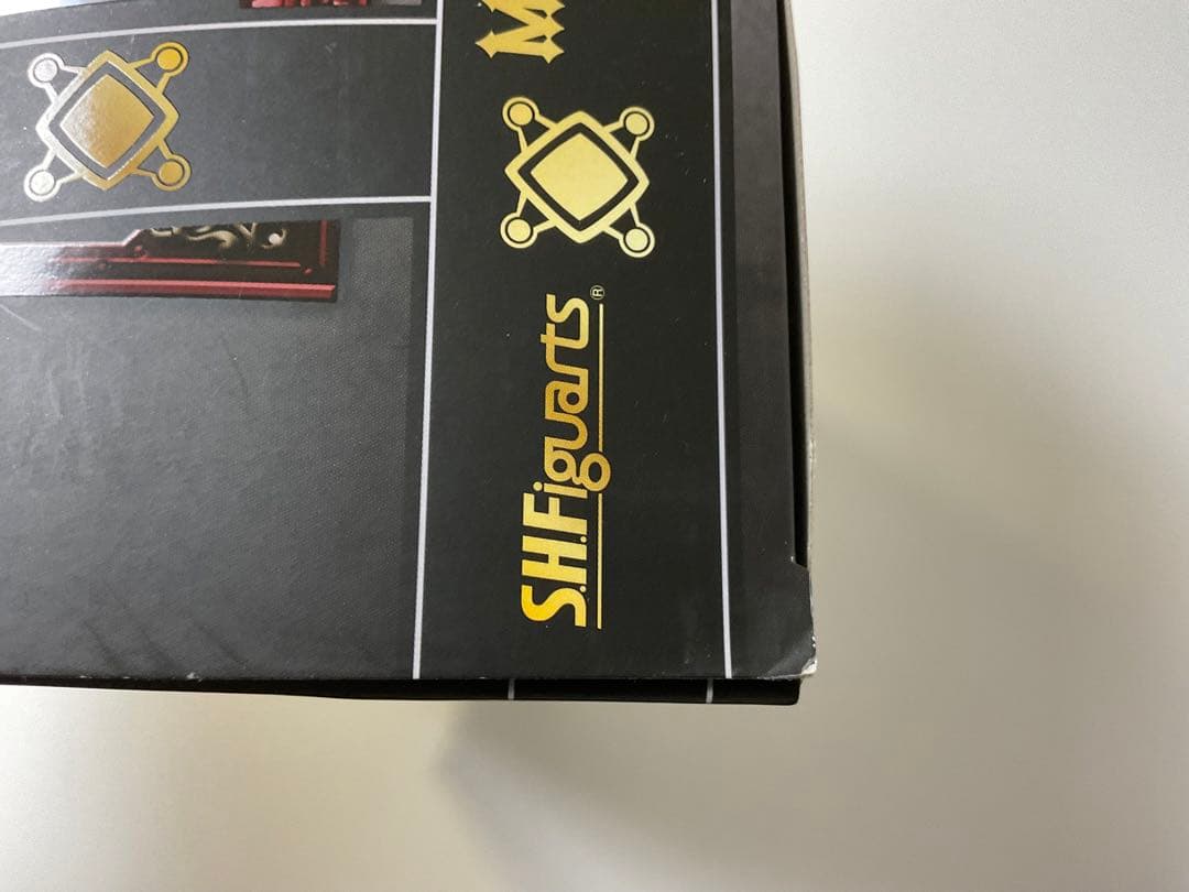 フィギュアーツ 仮面ライダーギャレン＆レッドランバスセット 新品未開封