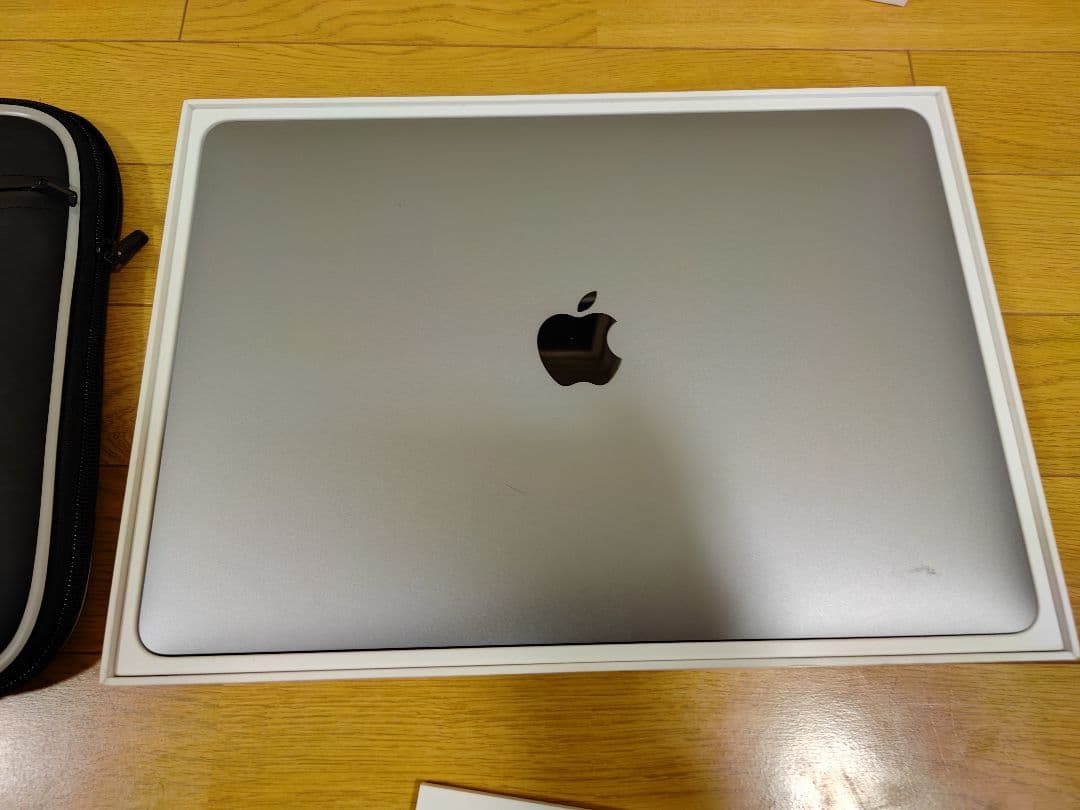 MacBook本体 MacBook Pro 13.3 2019 1.4GHz 16GB 128GB