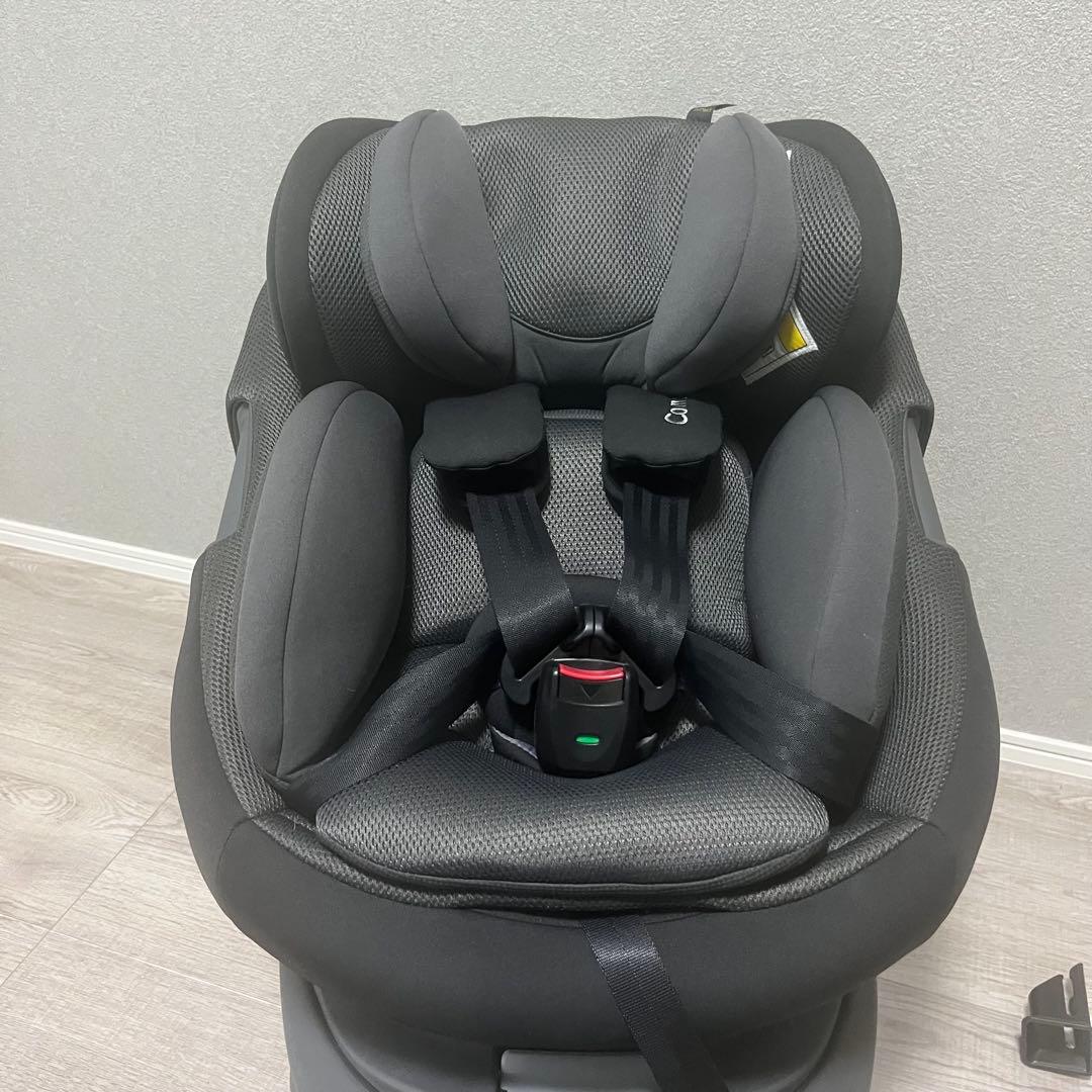 neko　　　　Combi コンビ THE S ISOFIX ZC-690