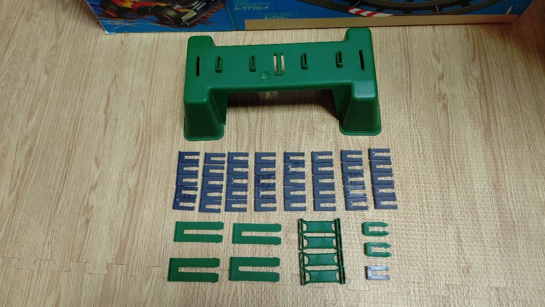 ミニ四駆 オーバルホームサーキット シングルループ バンクアプローチ