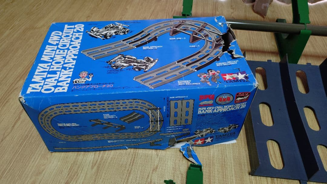 ミニ四駆 オーバルホームサーキット シングルループ バンクアプローチ