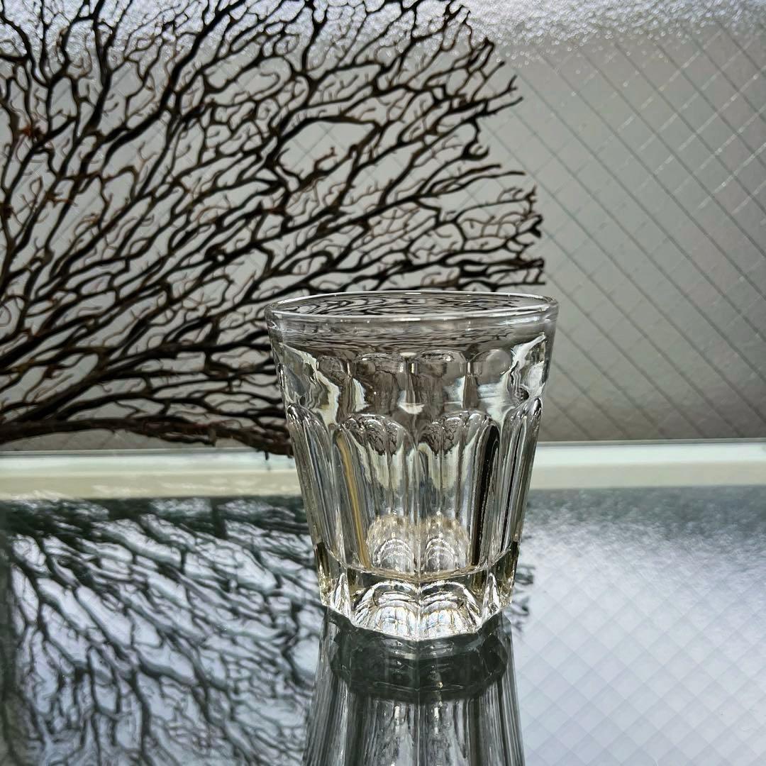 骨董 時代ガラス ゆらゆらプレスガラス 若草色 百合の紋章 コップ