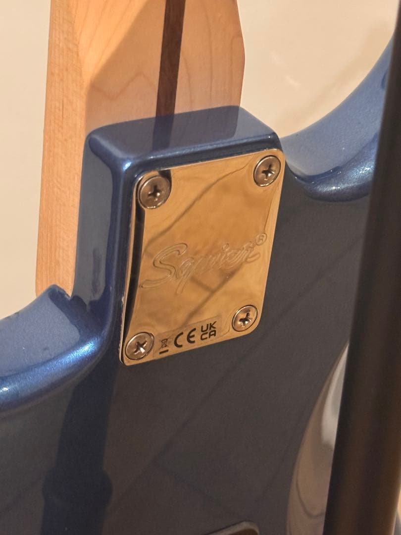 Squier by Fender ストラトキャスター エレキギター（ブルー）