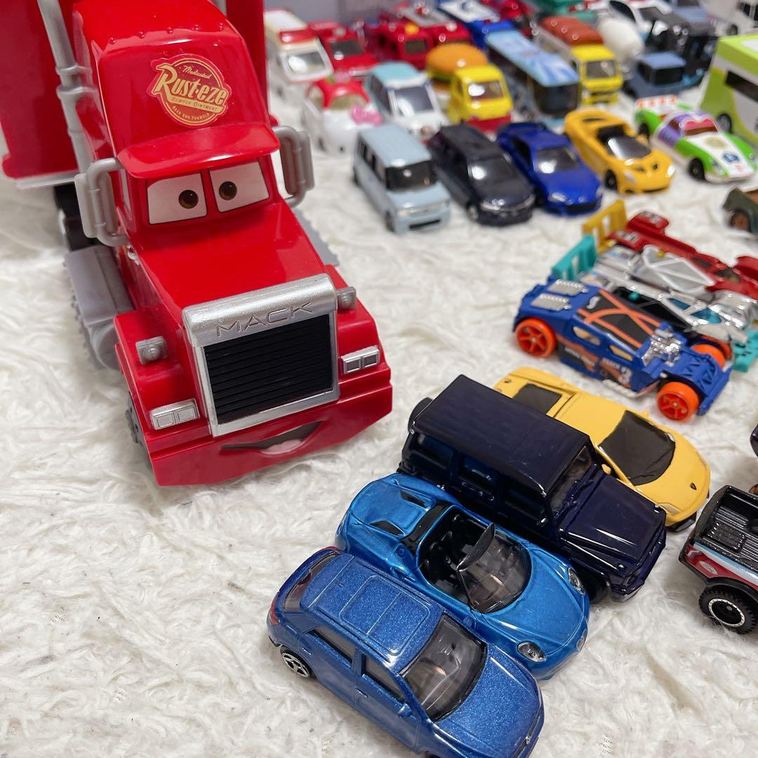 トミカ45台セット　カーズ　トミカパーキングケース×2個　ホットウィール