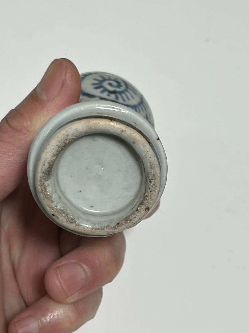 古伊万里 染付  鑑賞陶器　江戸中期　古伊万里染付蛸唐草鶴首瓶