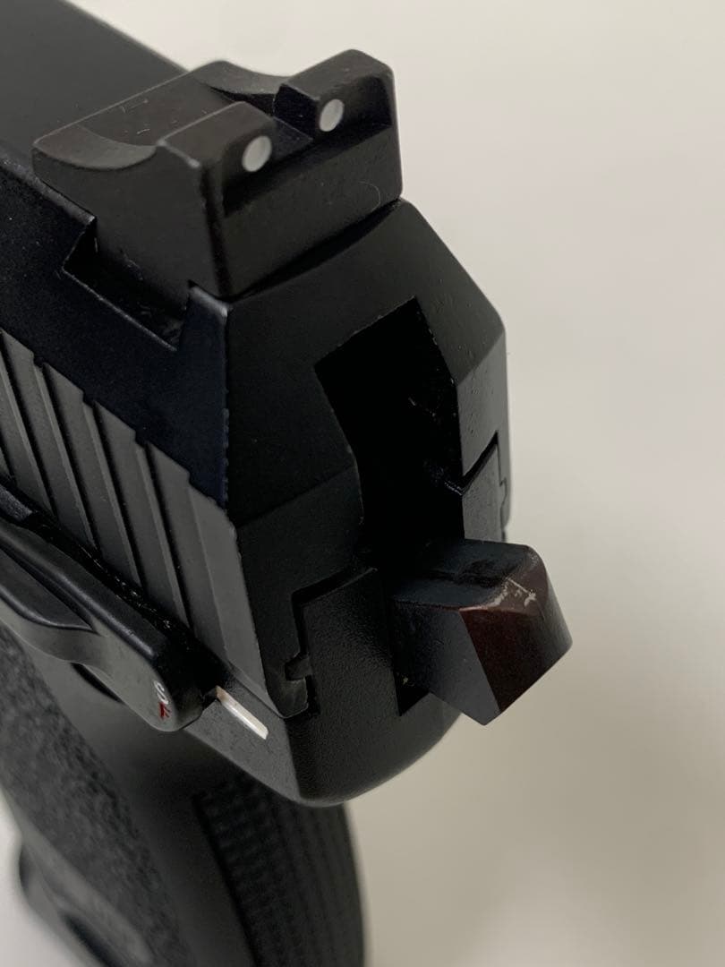 Heckler & Koch USP COMPACT 6mmガスガン