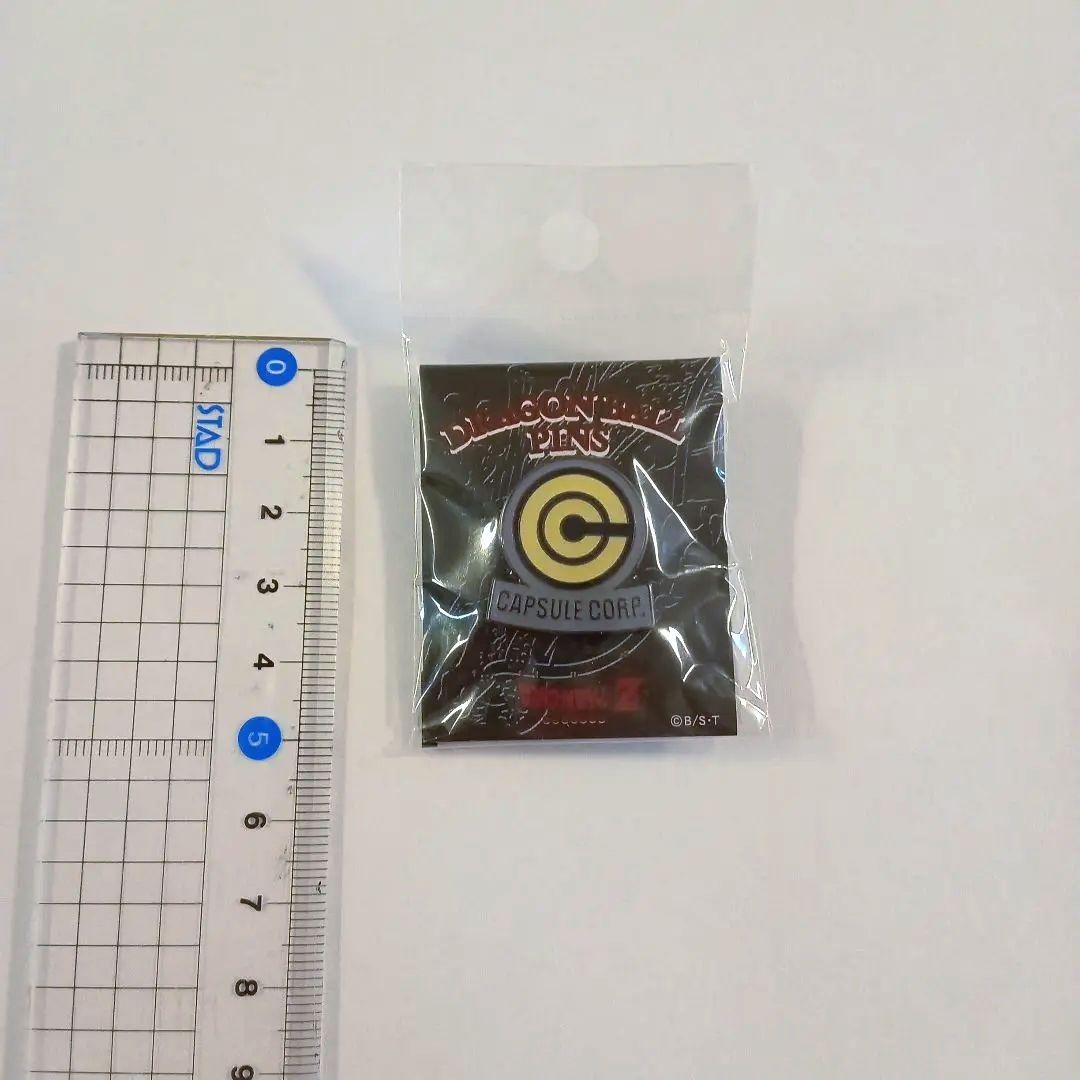 ドラゴンボール カプセルコーポレーション ピンバッジ - メルカリ