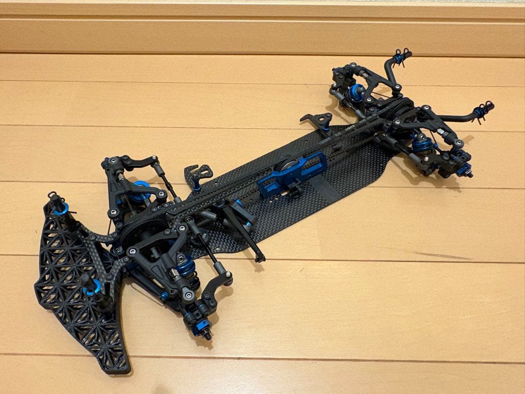 【値下げ】ASSOCIATED アソシ TC8 オプション、スペアパーツ付き