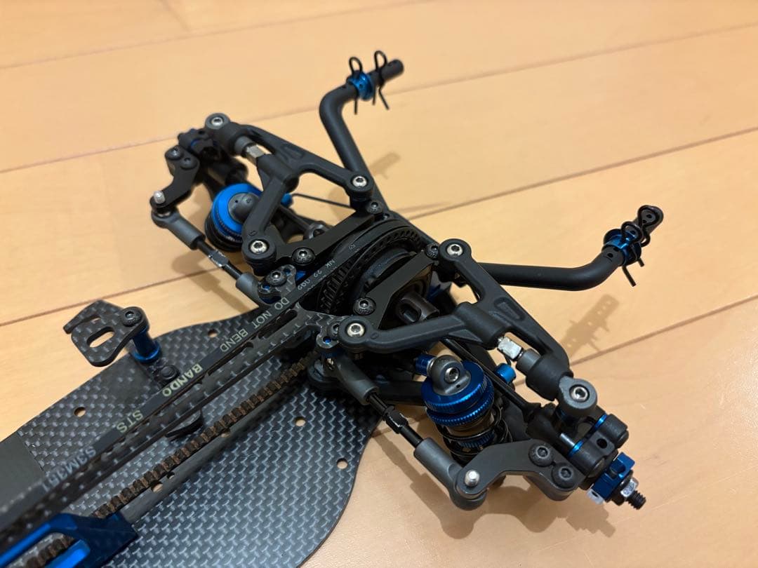 【値下げ】ASSOCIATED アソシ TC8 オプション、スペアパーツ付き