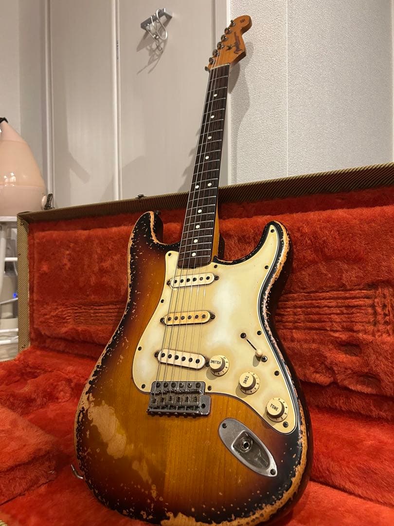 ギター Fender American Vintage Stratocaster