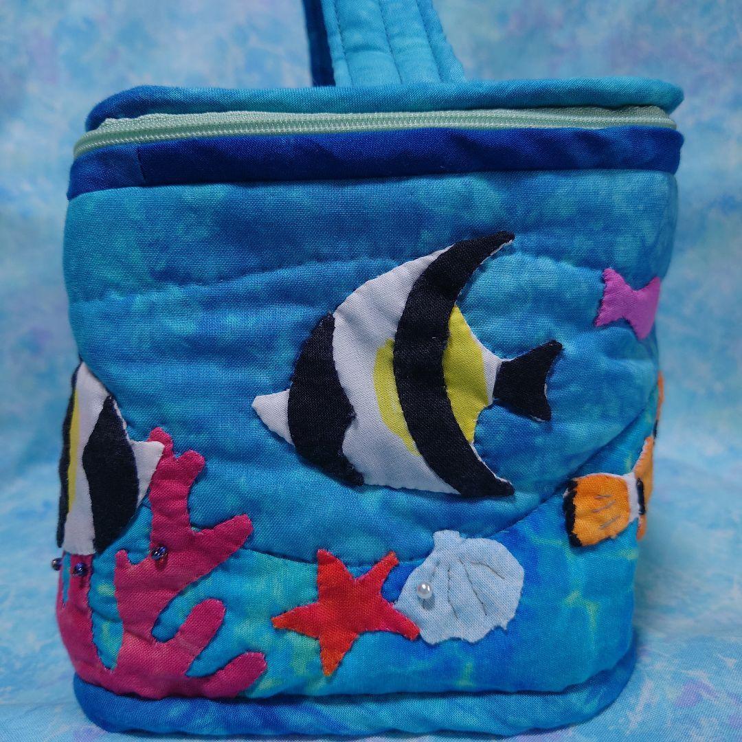 ハワイアンキルトのバニティポーチ