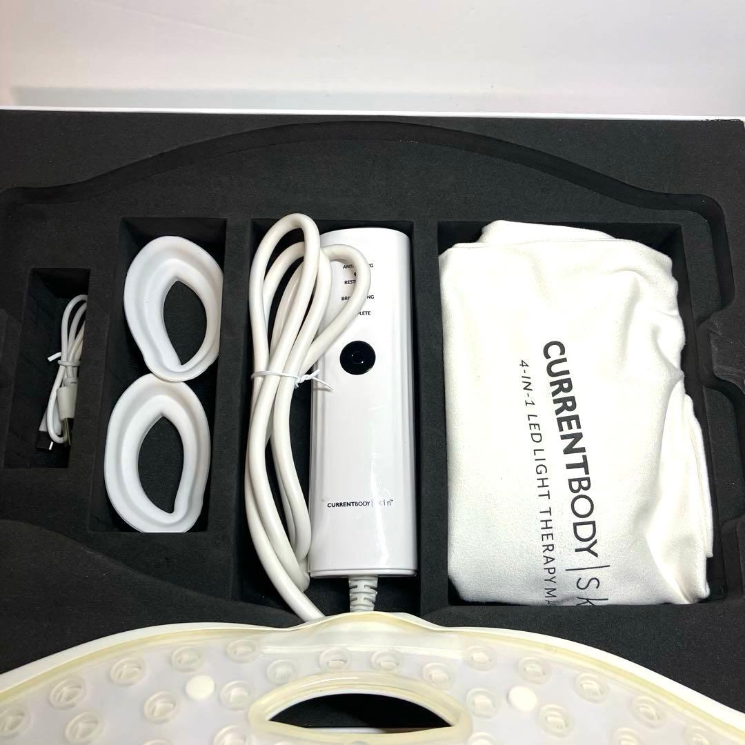 ボディ・フェイスケア CURRENTBODY skin 4 -IN-1 LED FACE MASK