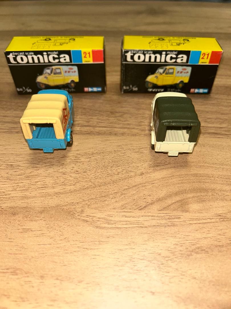 トミカ 黒箱 21 ダイハツ　ミゼット