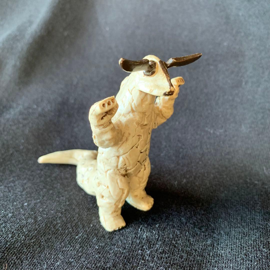 エレキング　円谷プロ当時ものフィギュア