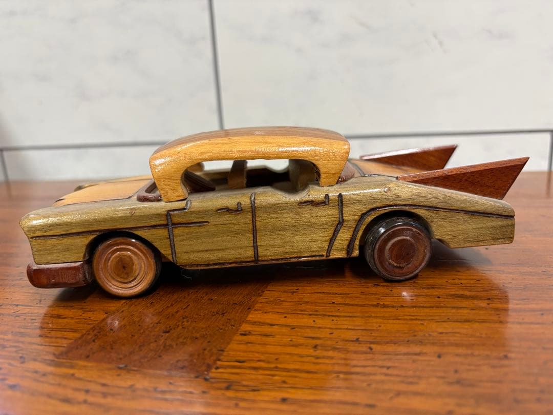 木製ミニカーキャデラック モチーフ（Cuba Handmade Wood Car