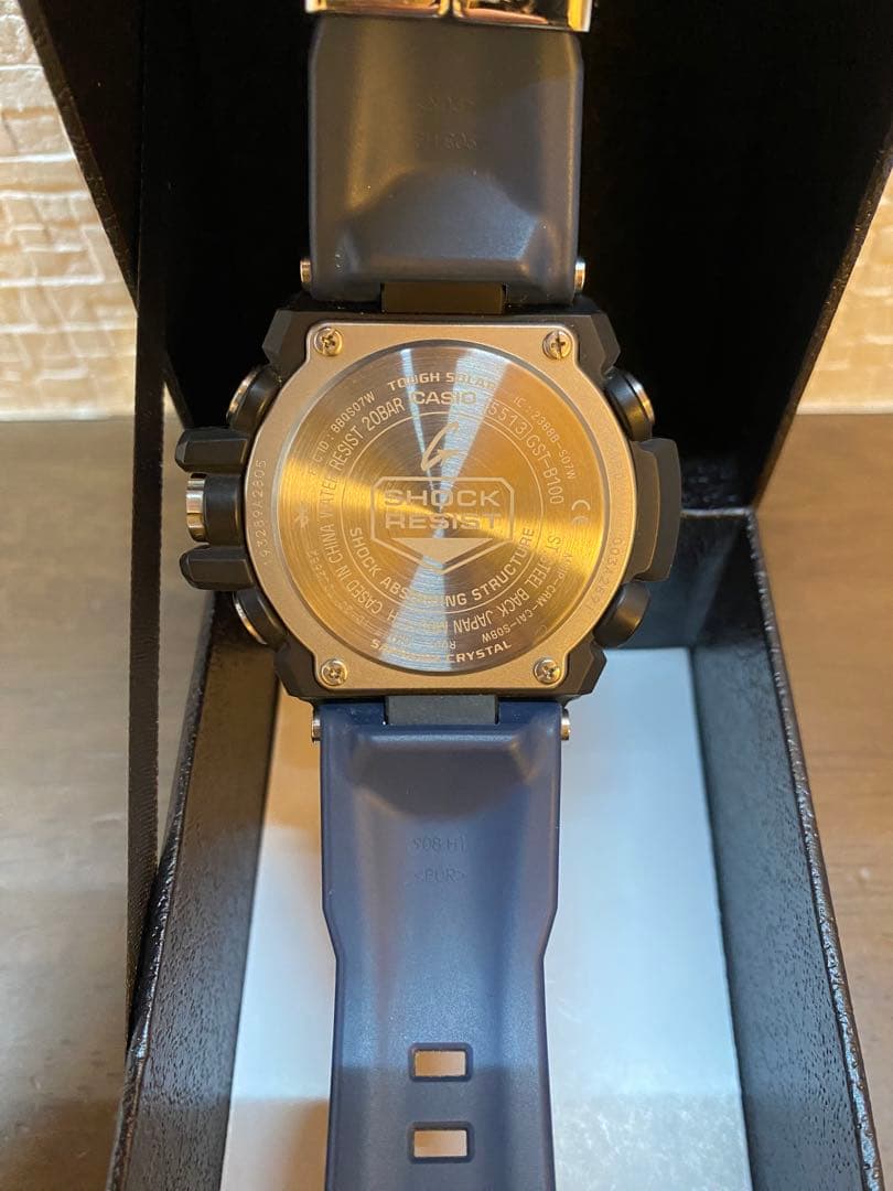 【未使用に近い極美品】G-SHOCKGST-B100-1AJFBluetooth