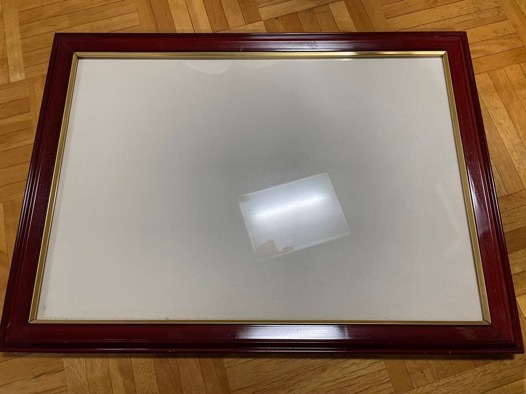 ダークブラウン木製額縁 金色装飾付きマルチ額縁 赤漆フレー