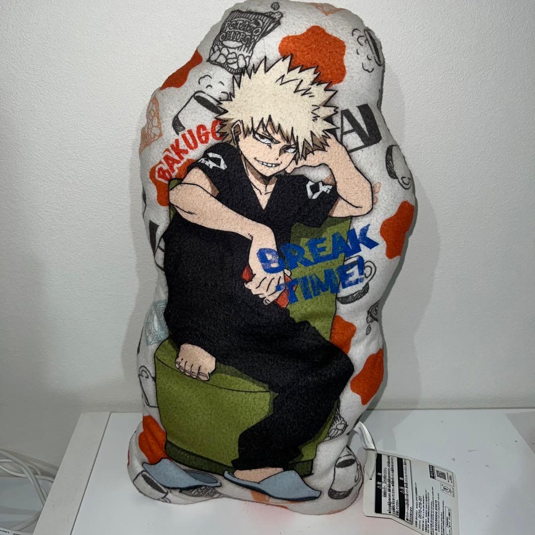 ヒロアカ 原画展 ブランケット クッション だいなま 爆豪 バッジ