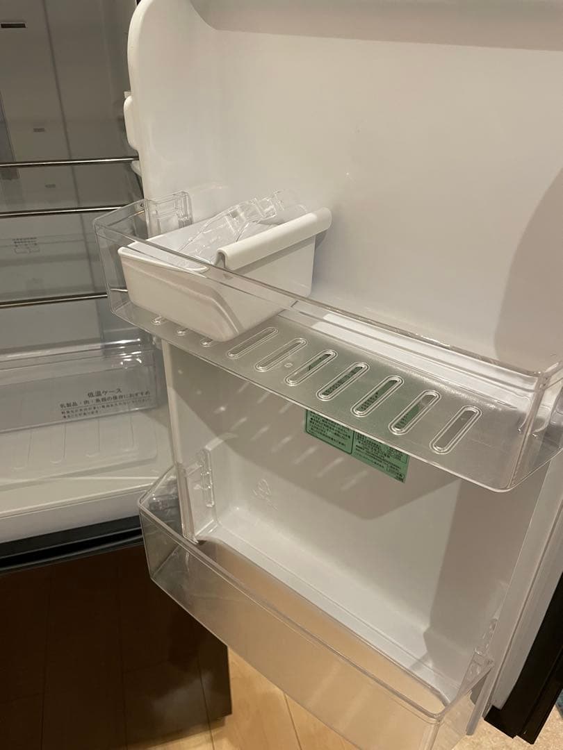 Hisense HR-G1501 ノンフロスト冷蔵庫 155L