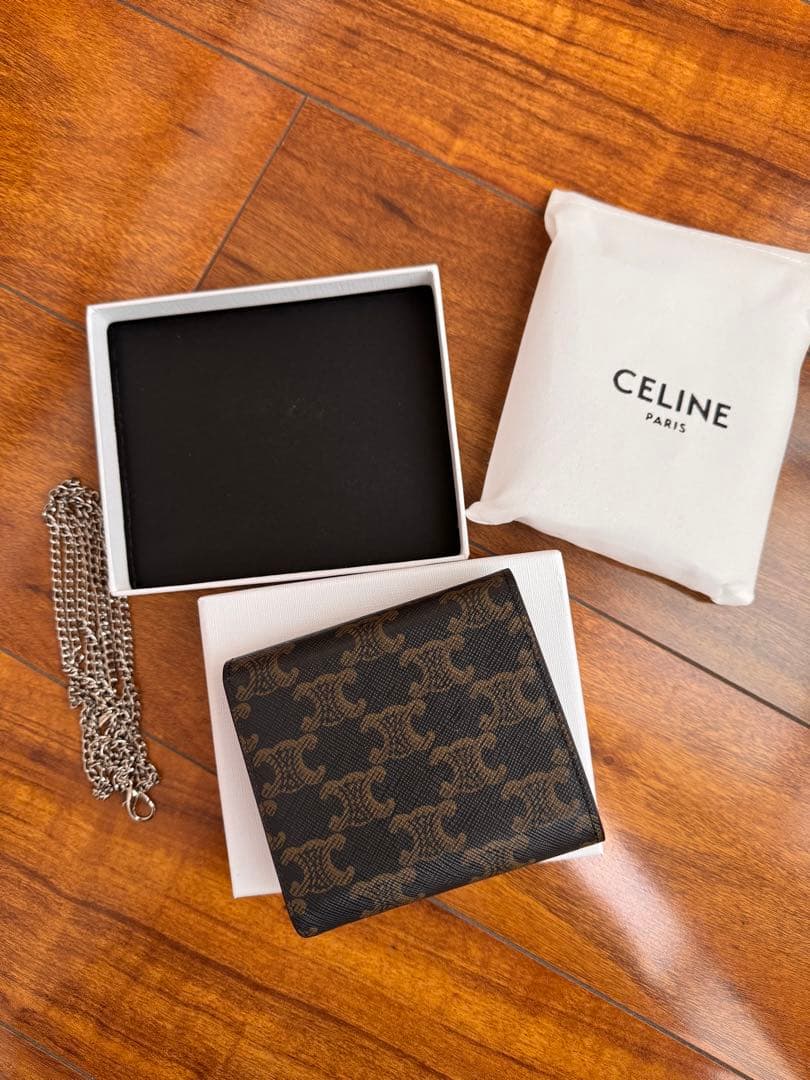 CELINE 三つ折り財布 ダークブラウン チェーン付き