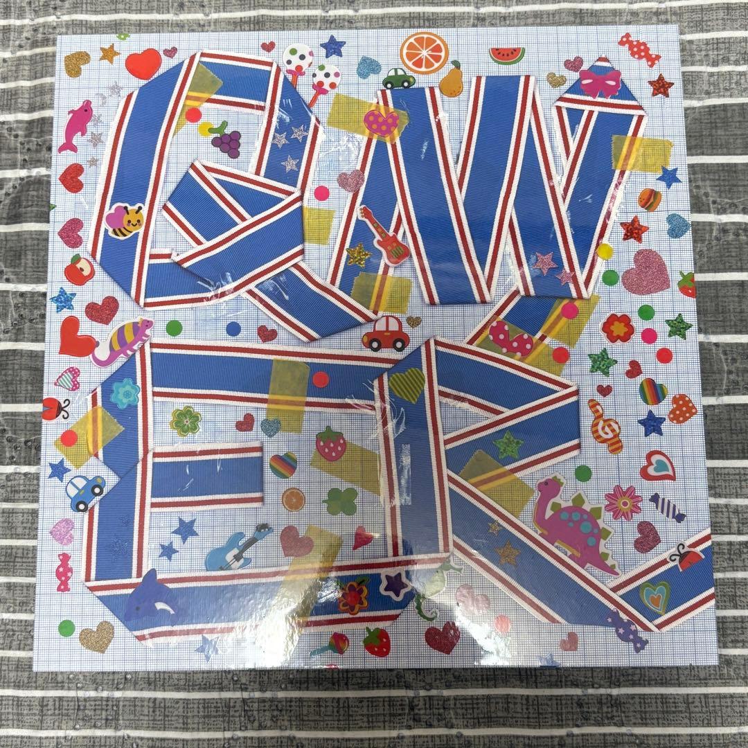 QWER 限定LPレコード 新品未開封 Beyond the Discord QWER sells special LP beyond the discord for 2nd anniversary