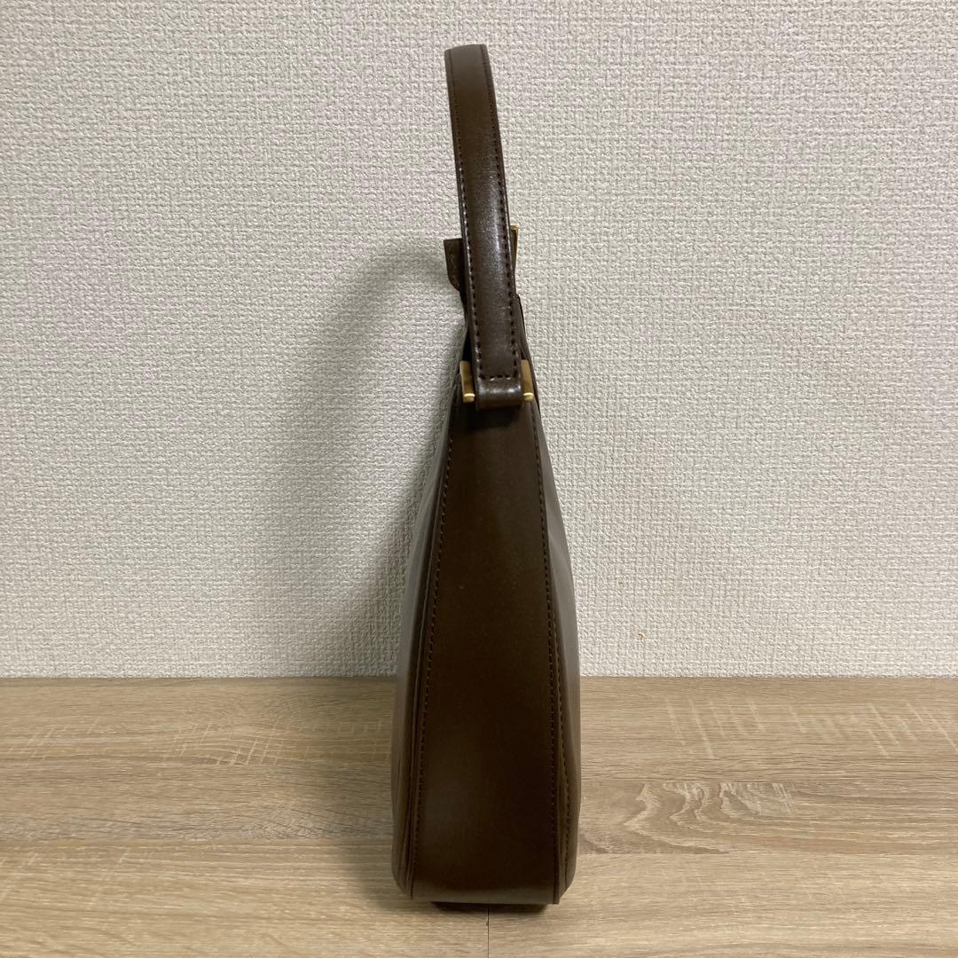 【未使用品】キタムラ　セミショルダーバッグ　チョコ