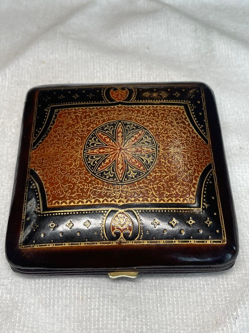 ドイツ KIENZLE 本革仕様の真鍮ガラス目覚し時計 時計/目覚し 正確稼働