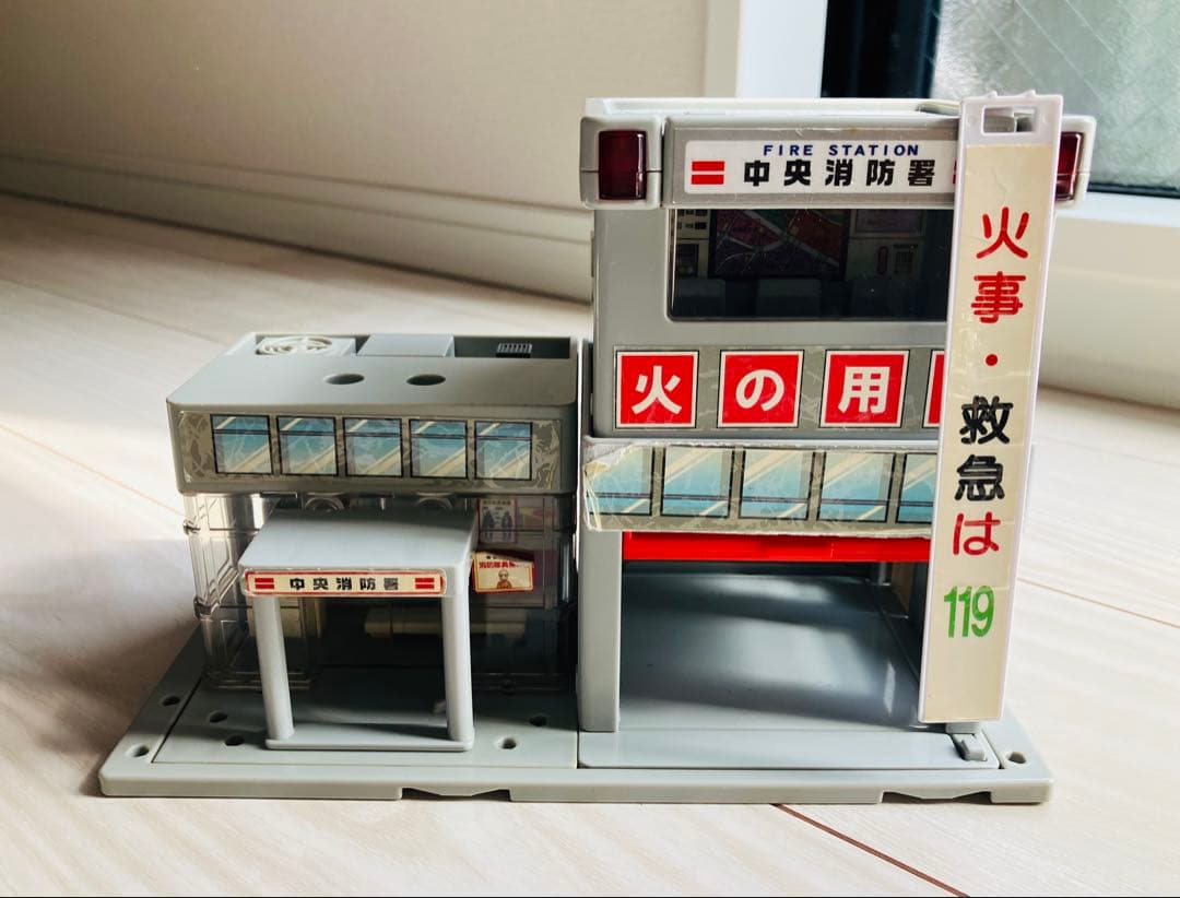 【大特価】トミカ　大量まとめ売り　サーキット　サービスエリア　トミカビル