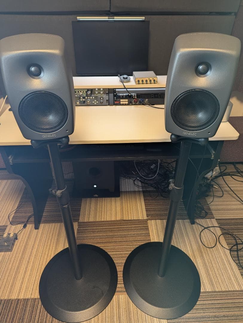 GENELEC 8030CP スタンド付 （K&M 26000B×2台） Genelec 8030CP×2