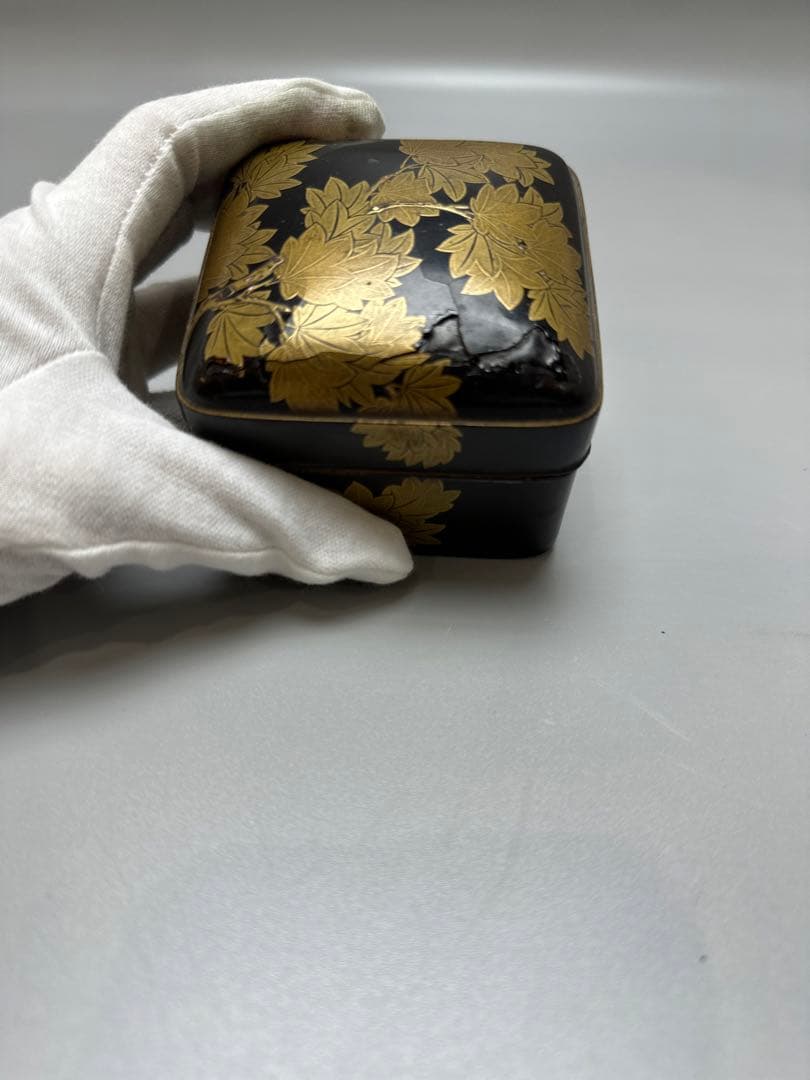時代 紅葉 蒔絵 四方 蓋物