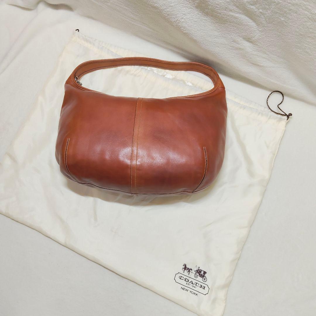 COACH コーチ ショルダーバッグ ハーフムーン レザー ワンショルダー