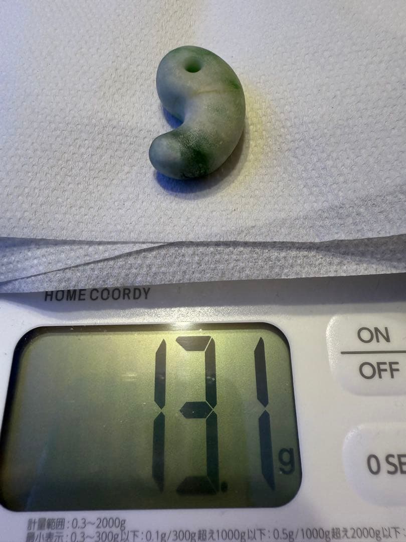 糸魚川翡翠‼️勾玉‼️大変に美しい絶品‼️芸術的‼️ 透光抜群‼️破格出品‼️13.1g