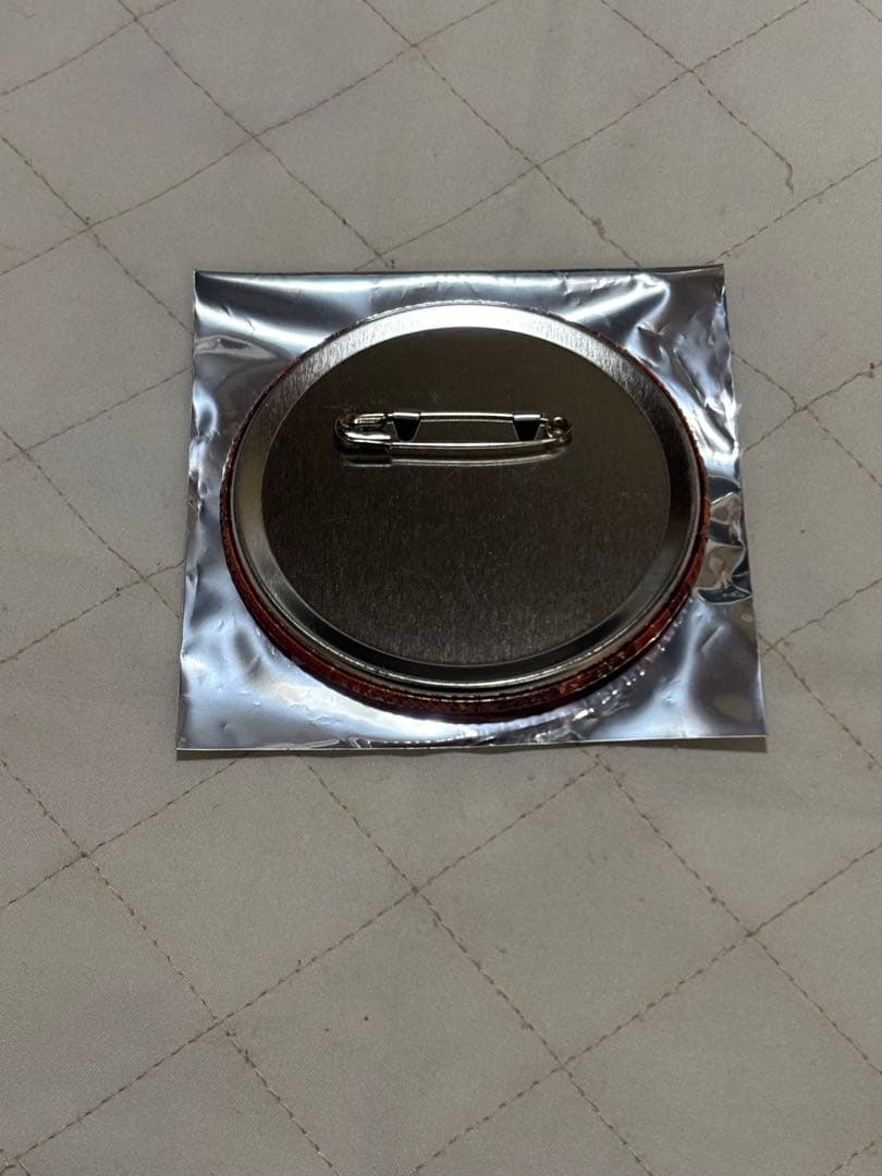 NARUTO 缶バッジ　うちはオビト　J-WORLD