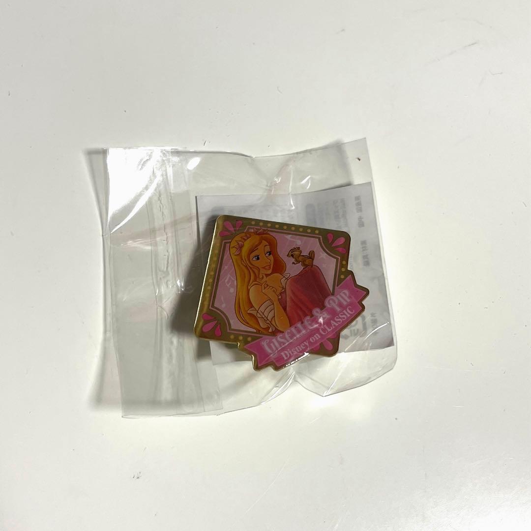 ディズニー・オン・クラシック ジゼル ピンバッチ - メルカリ