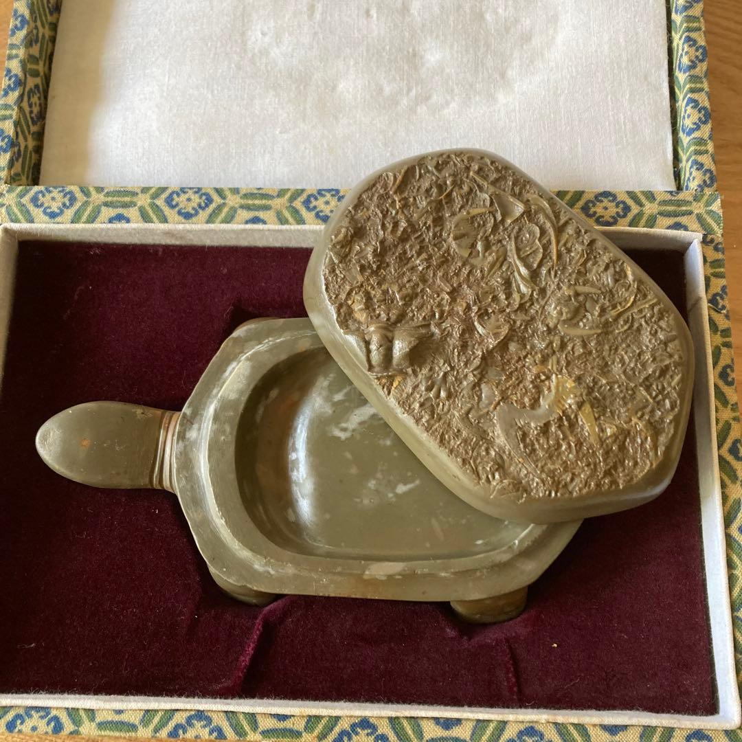 未使用 中国 三葉虫化石 亀型 燕子石硯 - メルカリ