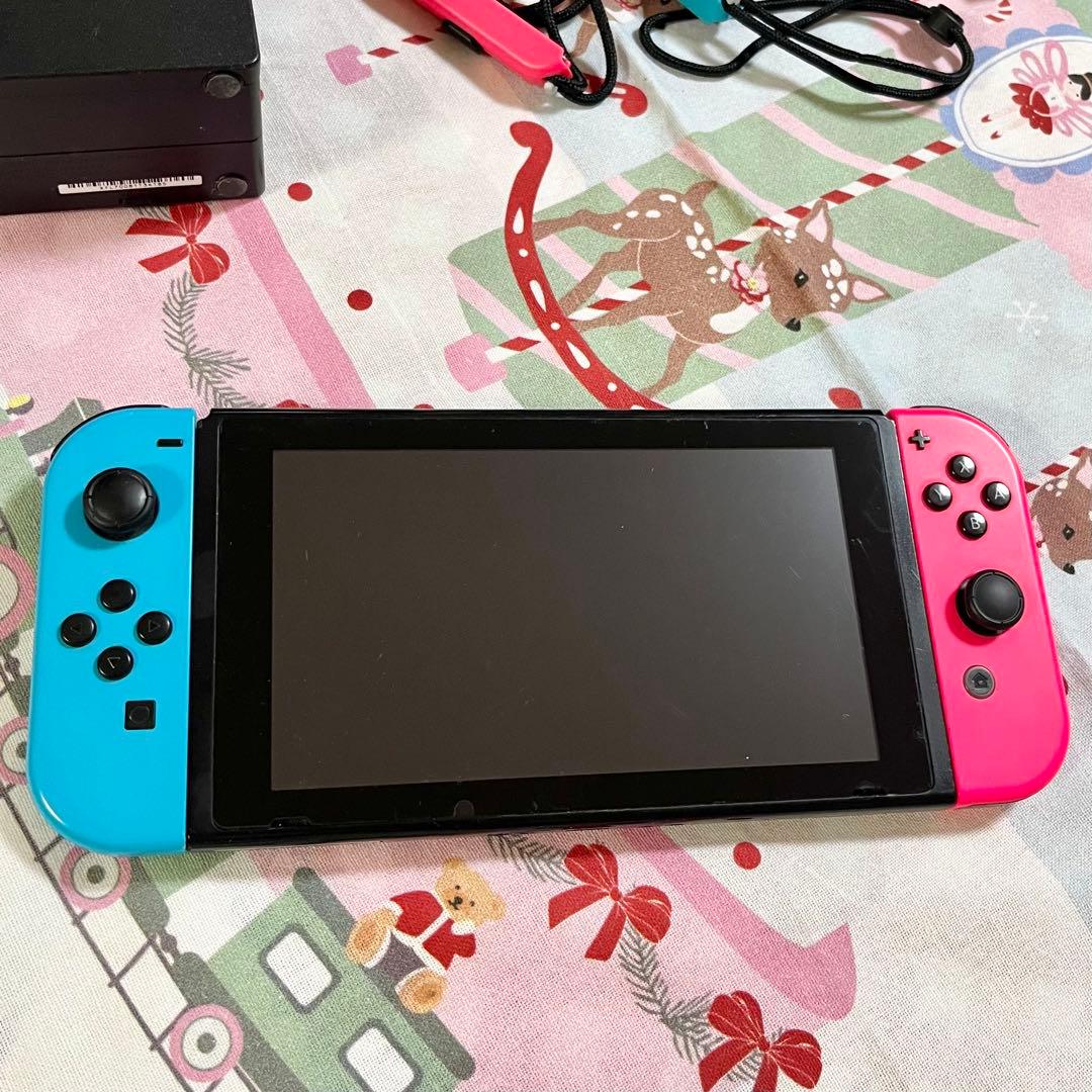 Nintendo Switch 本体 ※Joy-Conグリップ欠品 スイッチ本体