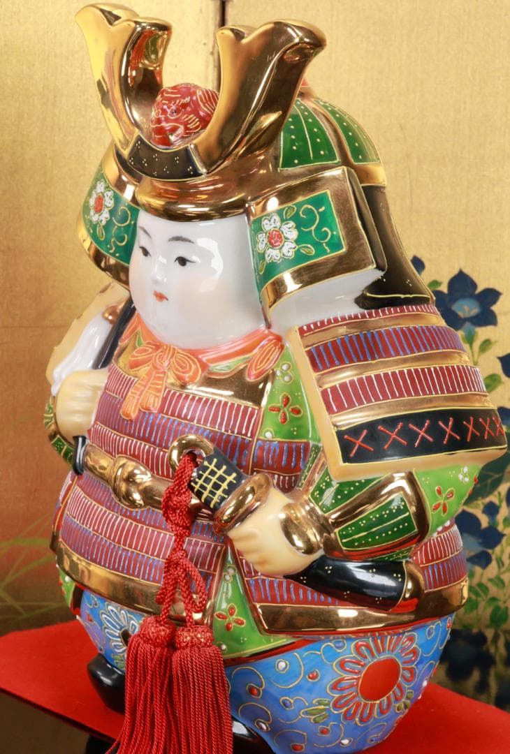 九谷焼 色絵金彩 武者人形 8.5号 高さ26㎝ 錦九谷 飾台付