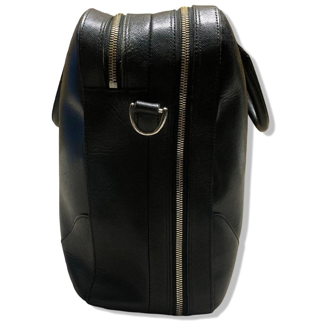 ペッレモルビダ　ビジネスバッグ　キャピターノ　2層　A4収納可　レザー　ブラック