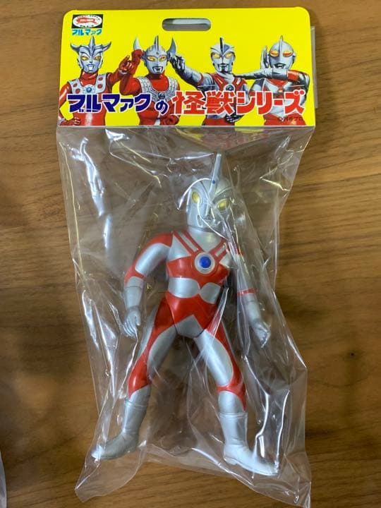 レッドキング＆ドラコ羽付（ブルマァク復刻）ソフビフィギュア2体