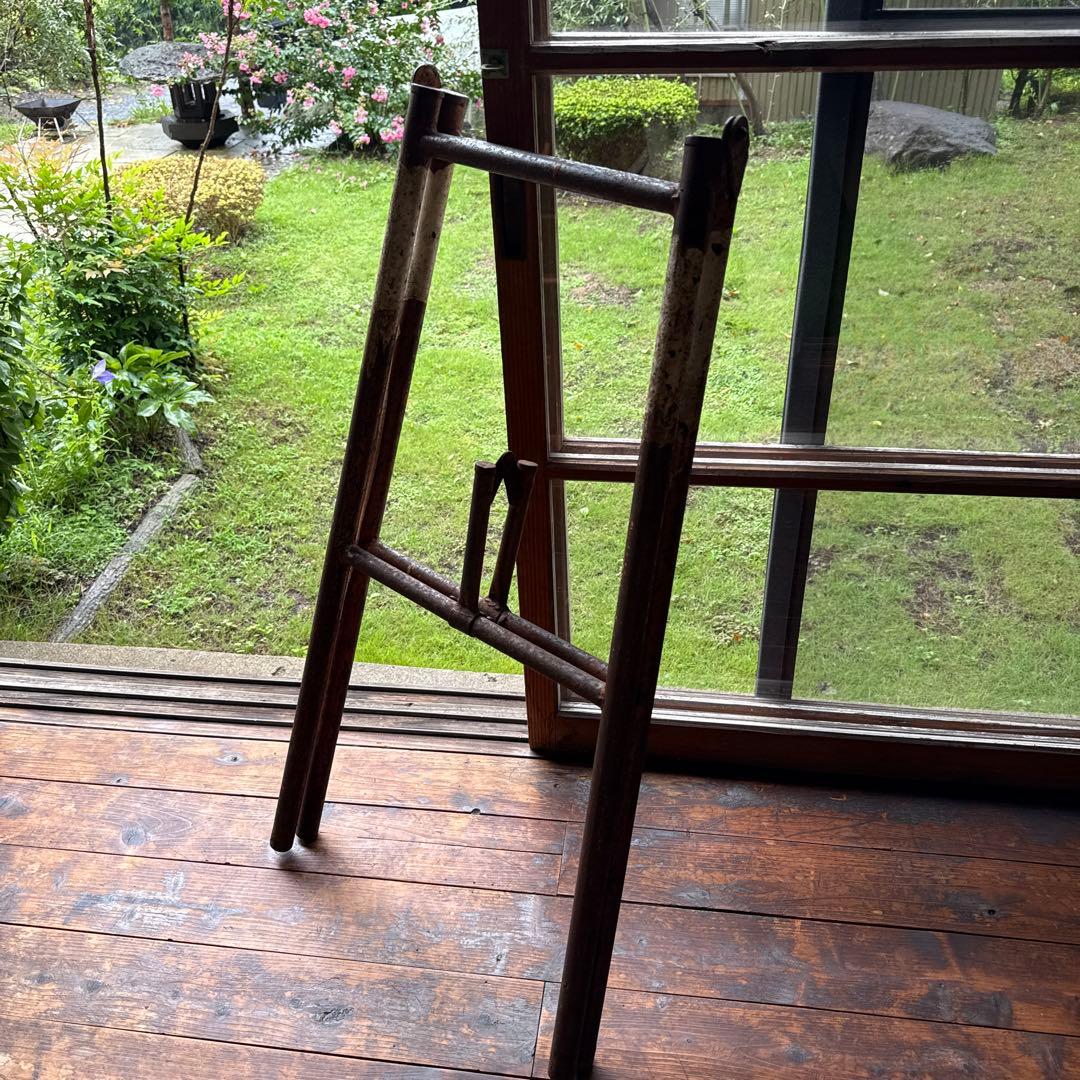 古道具錆た古い脚立ビンテージ古びた鉄製作業足場昭和レトロオブジェ