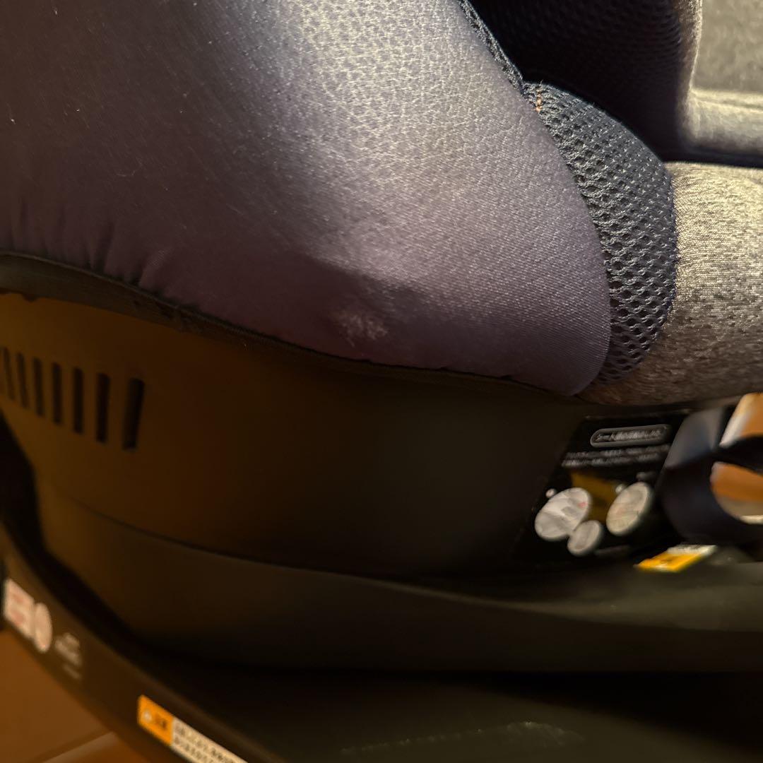 アップリカ クルリラ プラス ISOFIX 回転式 新生児対応 チャイルドシート