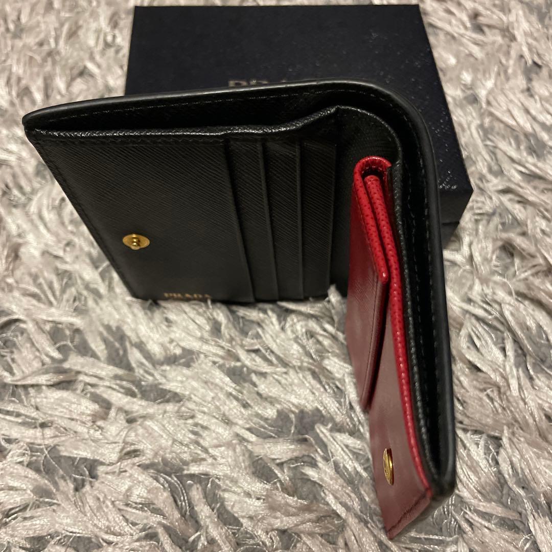 PRADA 二つ折り財布 サフィアーノレザー 黒