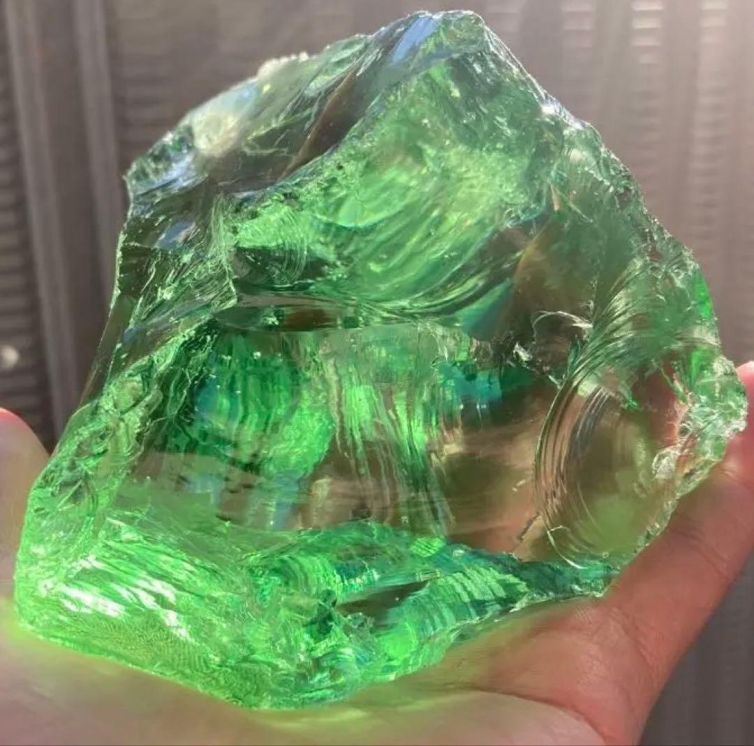 アンダラクリスタル グリーン シエラネバダ産 約999g 特大 - メルカリ