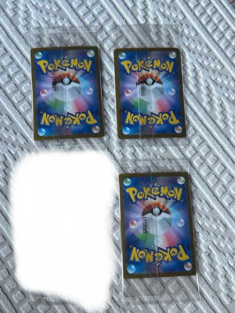 ビクティニ　bwr 4枚セット