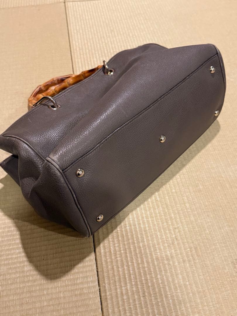 P*e様 GUCCI バンブーハンドル レザートートバッグ MADE IN IT